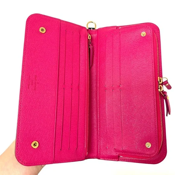 Louis Vuitton Takashi Murakami Noir Insolite Wallet - Picture 13 of 16